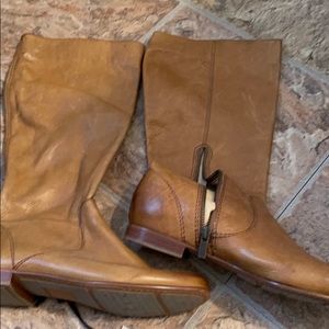Frye woman’s boots
